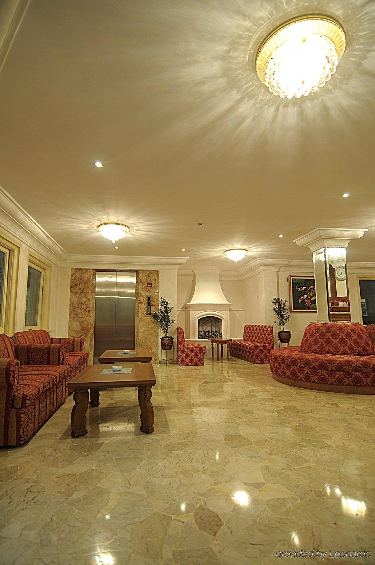 Club Bali Suites At Kota Bunga Cipanas  Exterior foto